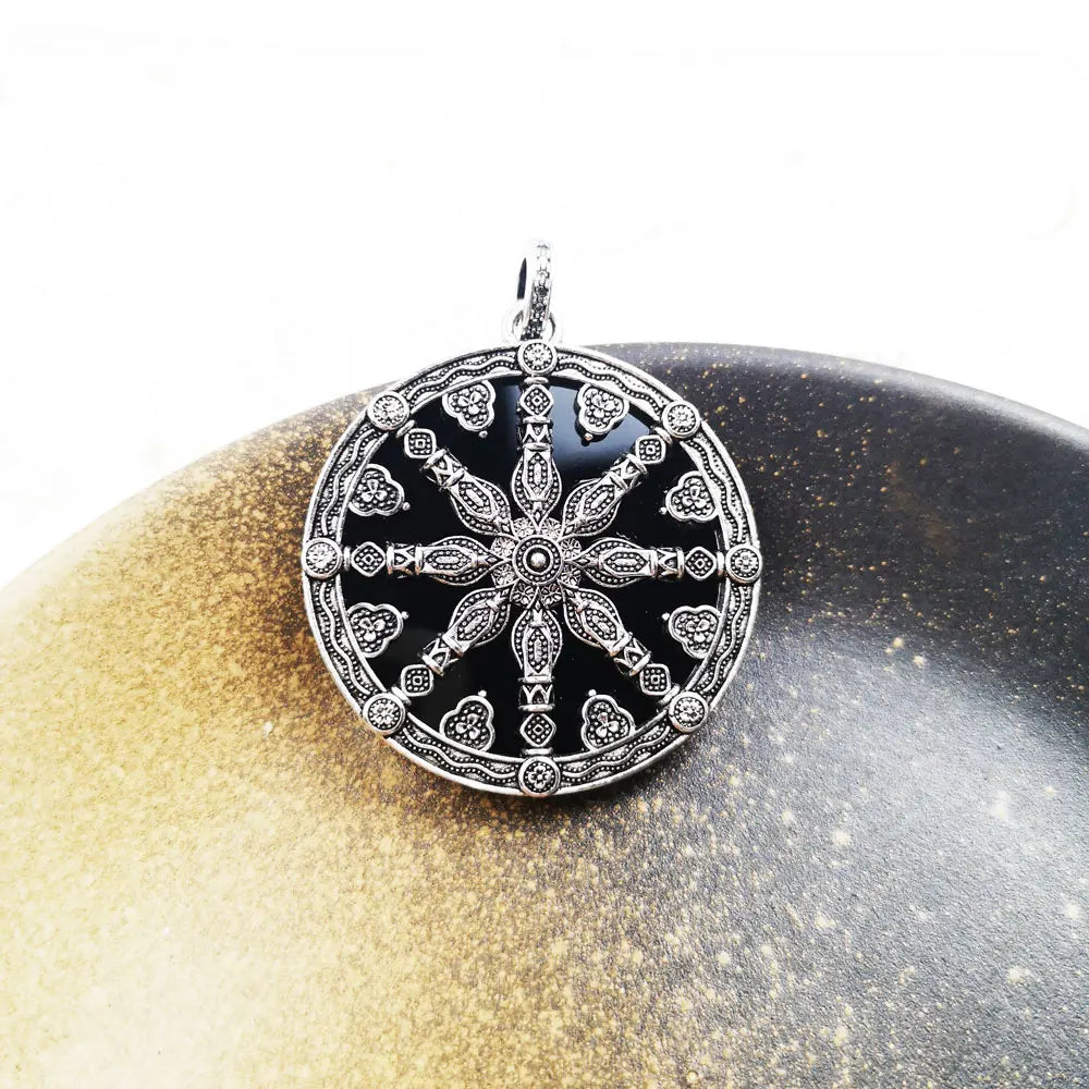 Pendant Karma Wheel