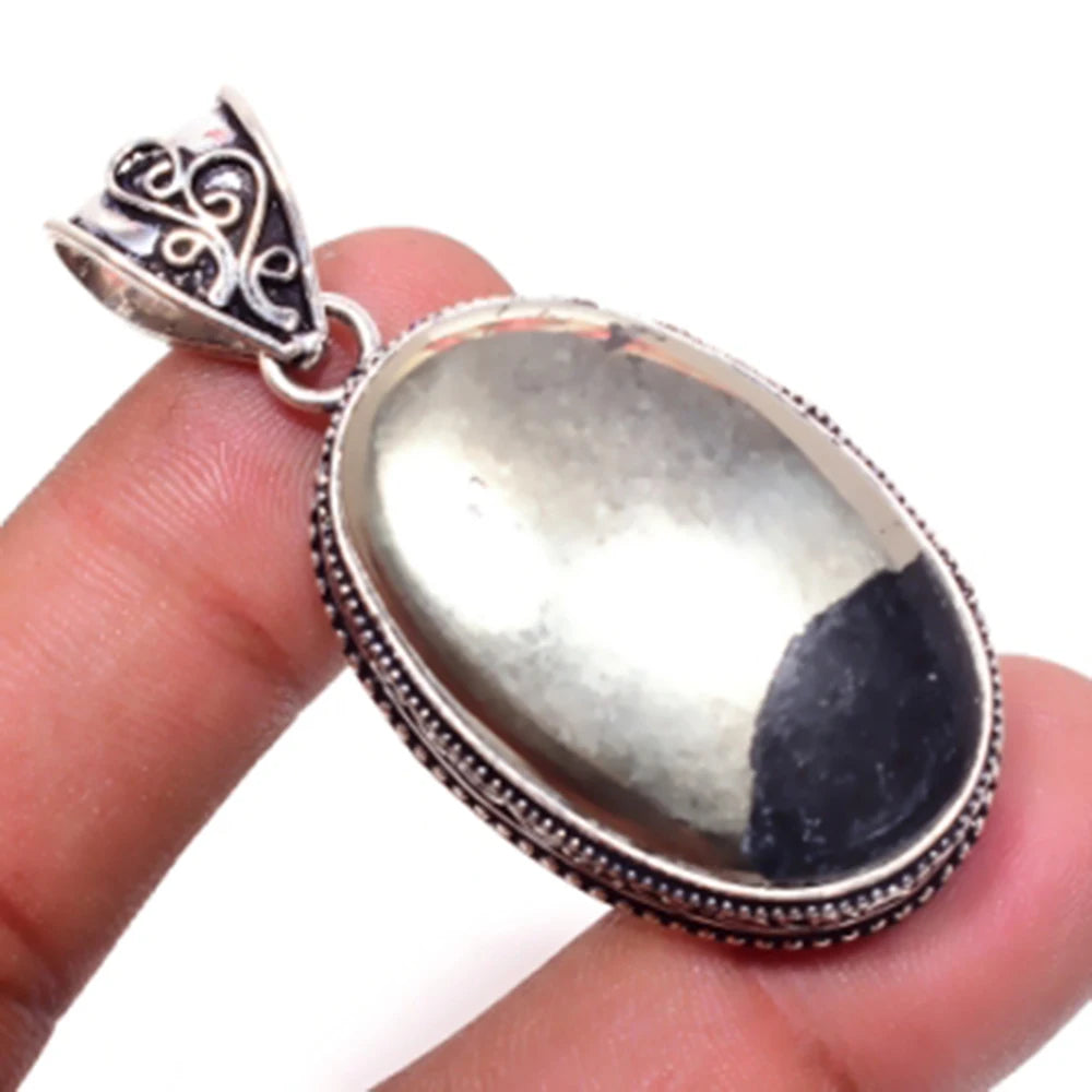 Genuine Tiger Eye   Bracelet  Silvers  Overlay over Copper,  21 cm , B4470