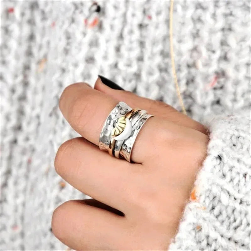 Simple Moon Rotating Ring